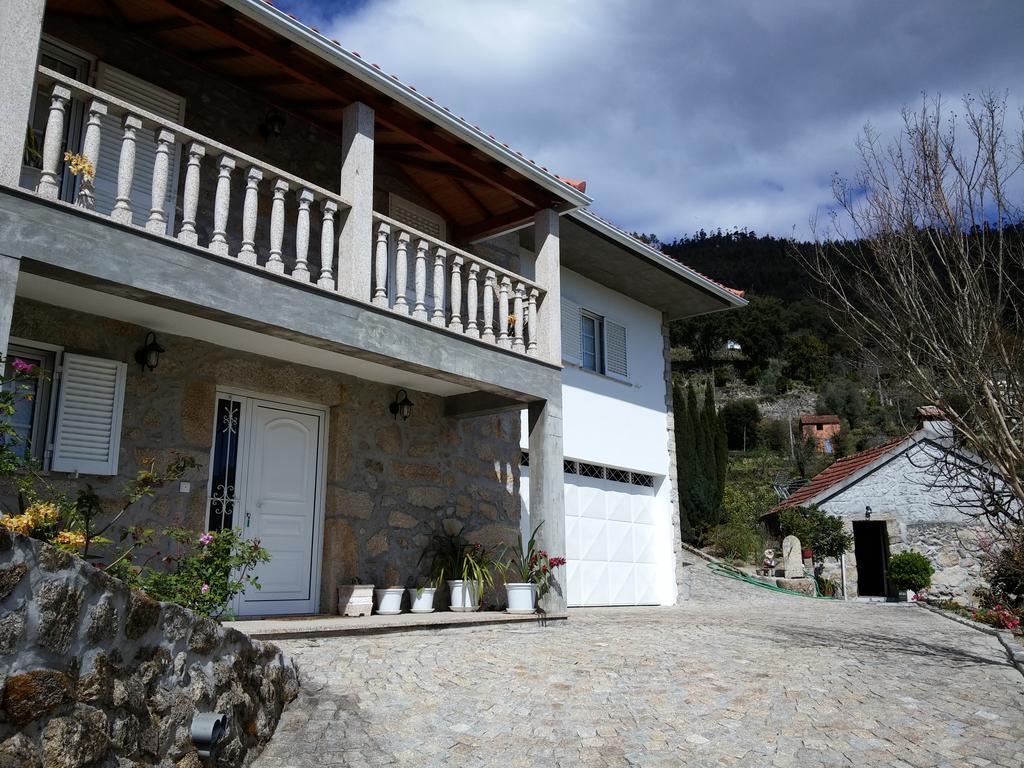 Castelo Dos Sonhos Hotel Valadares  Bagian luar foto